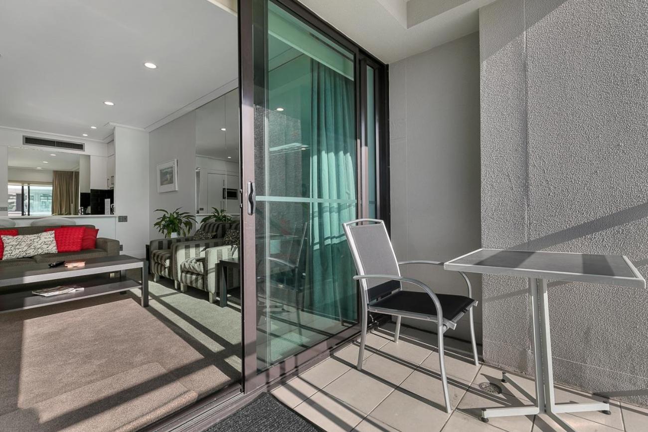 Luxurious & Spacious Living With Breathtaking Views Окленд Экстерьер фото