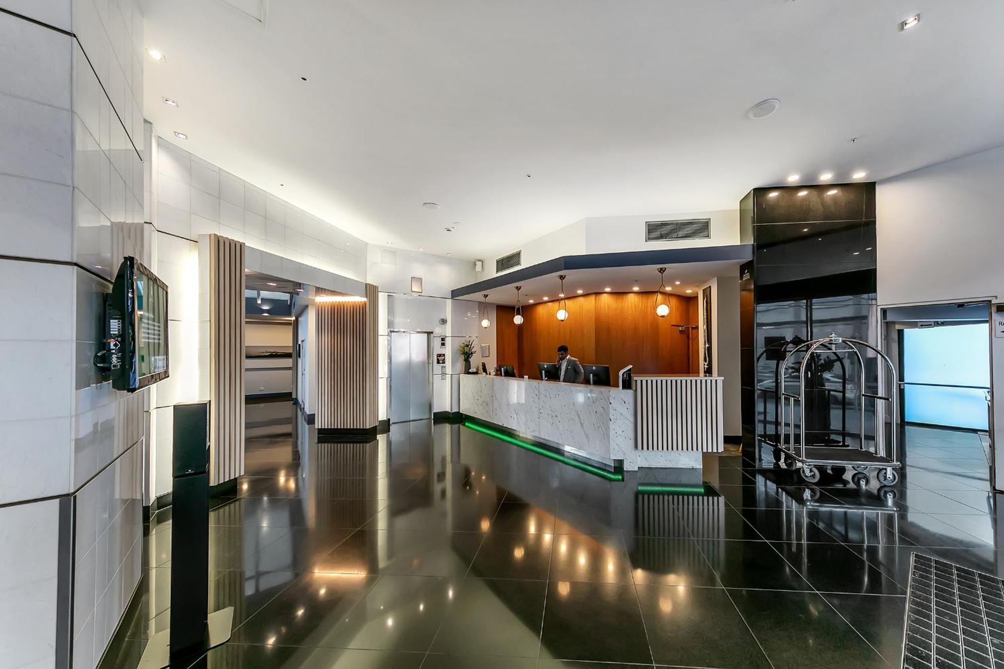 Luxurious & Spacious Living With Breathtaking Views Окленд Экстерьер фото